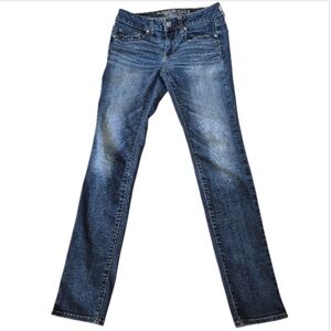 American Eagle Size 4 Skinny Jeans